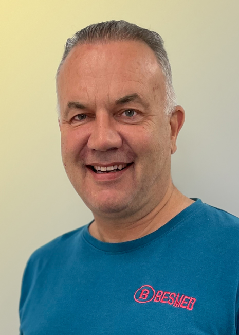 Dr. med. Sven R. Besek